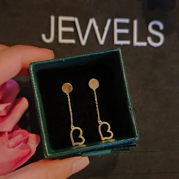 Stud Heart Dangling Earrings 18K Real Saudi Gold - Picture 1 of 3